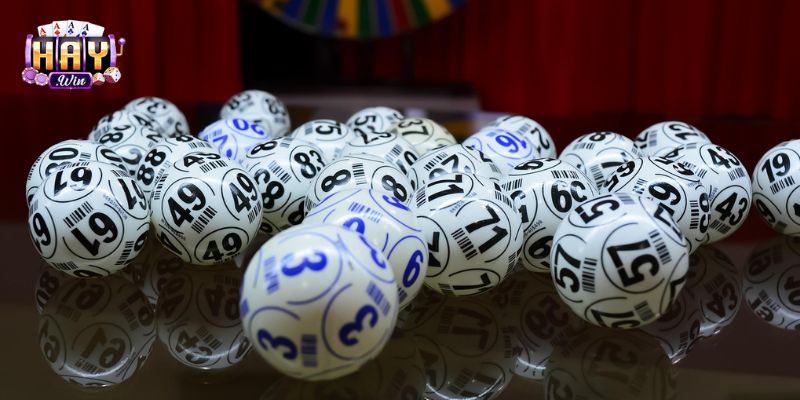 Giao diện nhập đề tổng và tiền cược được bố trí rõ ràng